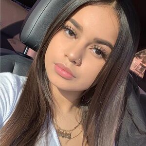 Meet your Posher, Rosa sorto